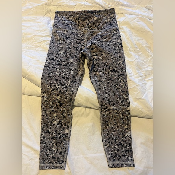 Athleta Elation 7/8 tight legging - Picture 1 of 3